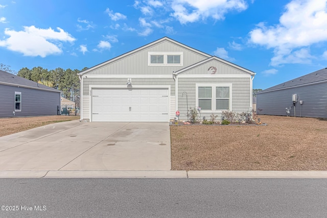 view of front facade featuring a garage