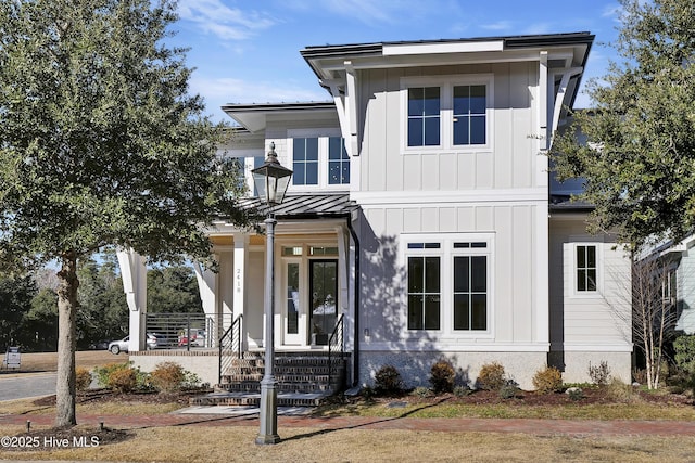 view of front of house featuring a porch