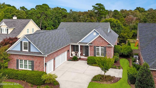 view of front of house featuring a garage