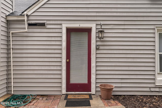 view of property entrance