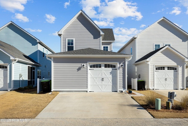 view of front property featuring a garage