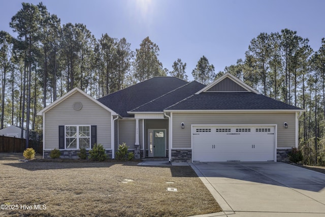 view of front facade with a garage