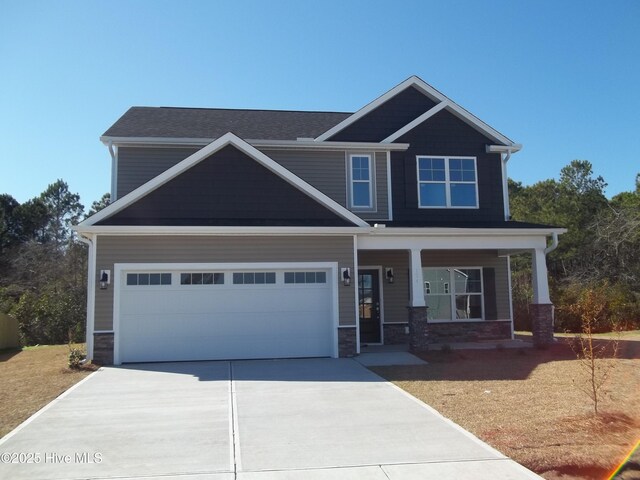 craftsman-style home with a front lawn