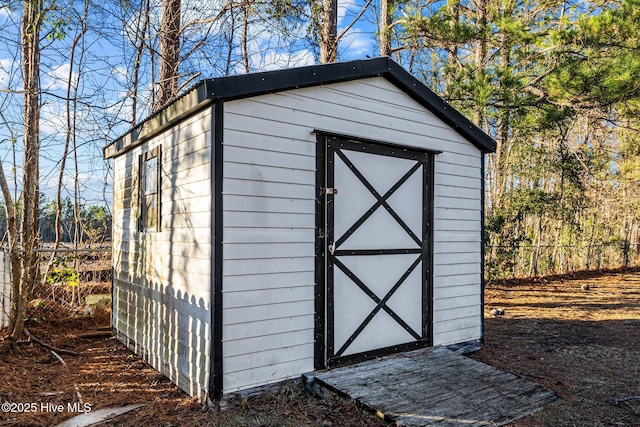 view of outbuilding