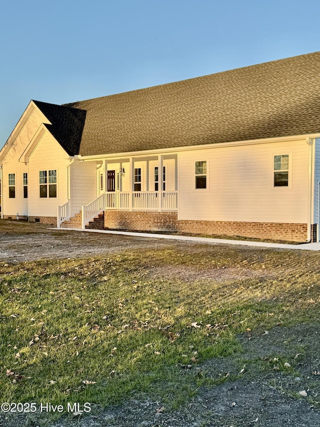 view of front of home with covered porch