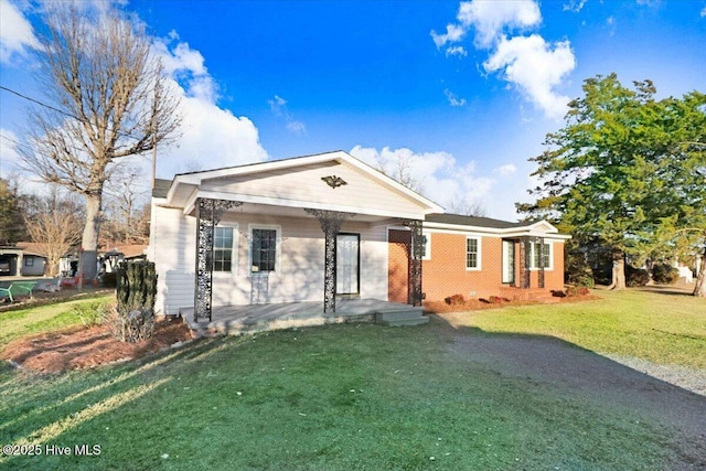 view of front of home with a front yard