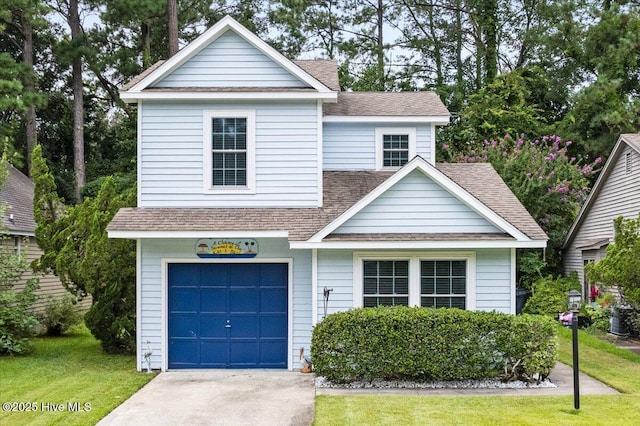 view of front facade featuring a garage