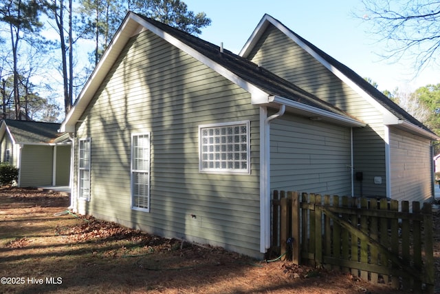 view of home's exterior