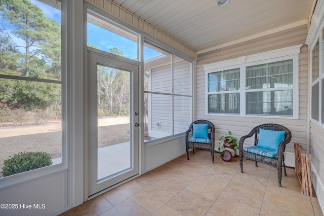 view of sunroom / solarium