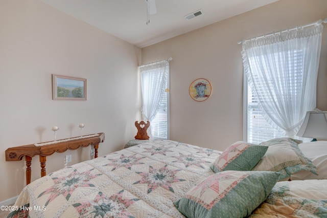 bedroom featuring ceiling fan