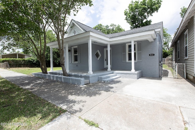 view of front of home featuring a porch