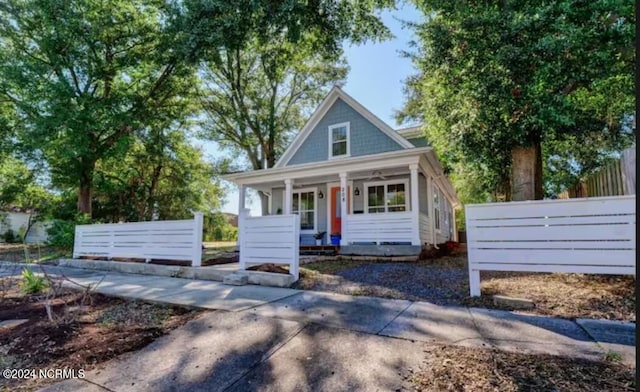 view of front of home featuring a porch