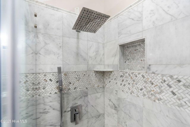 4379 Gauntlet Dr, Southport, NC 28461 - bathroom with a tile shower