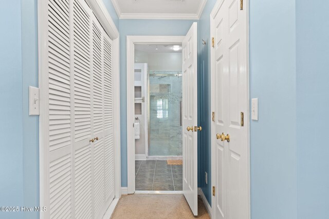 details featuring a tile shower