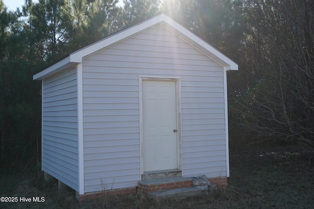 view of outbuilding