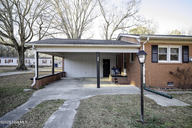 view of front of house with a carport