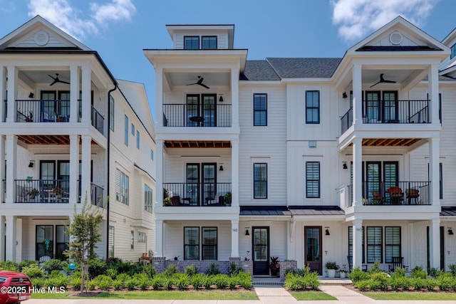 view of townhome / multi-family property