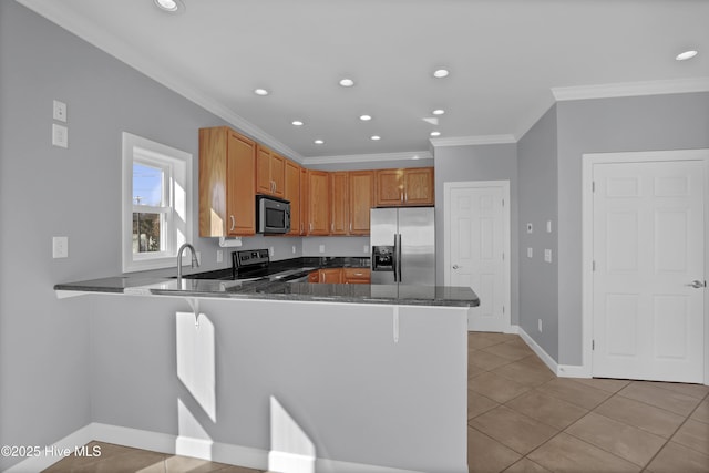 kitchen with kitchen peninsula, crown molding, light tile patterned flooring, and stainless steel appliances