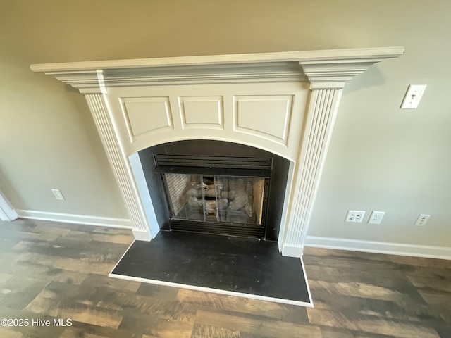 details with hardwood / wood-style flooring