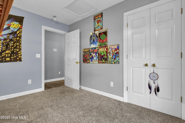 unfurnished bedroom featuring carpet floors