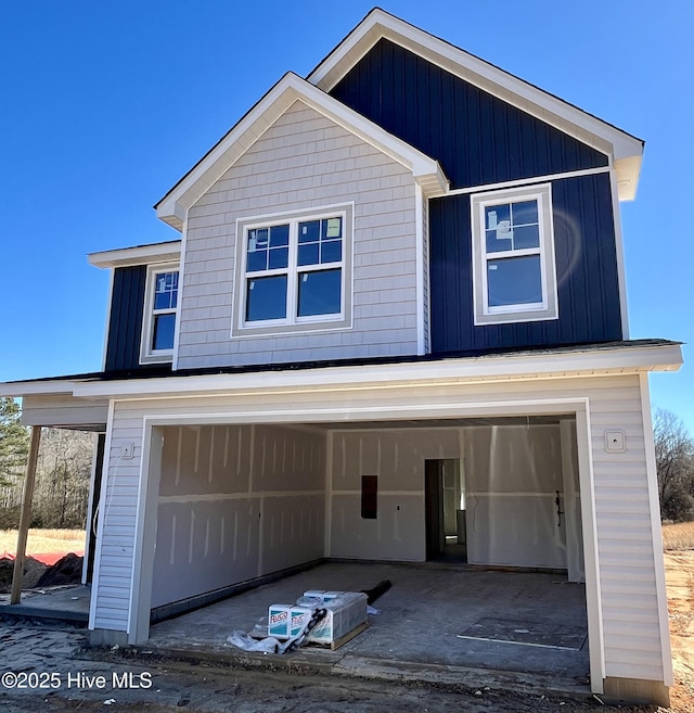 view of front of home featuring a garage