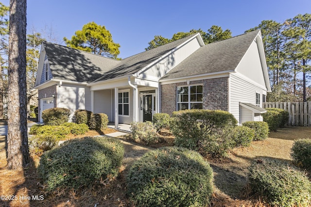 Listing photo 3 for 7613 Saint Clair Dr, Wilmington NC 28412