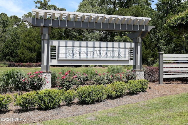 view of community / neighborhood sign