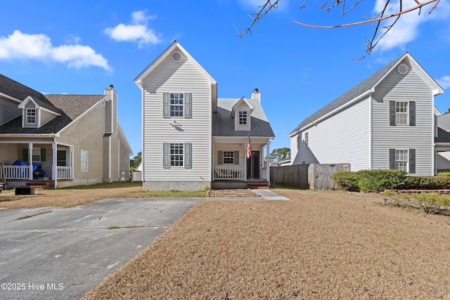 view of front of property featuring a porch