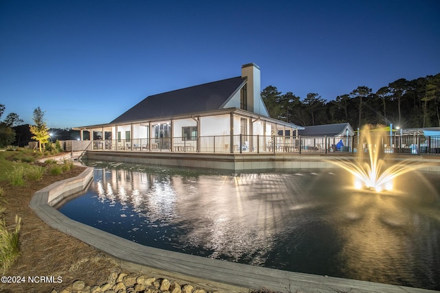 view of swimming pool