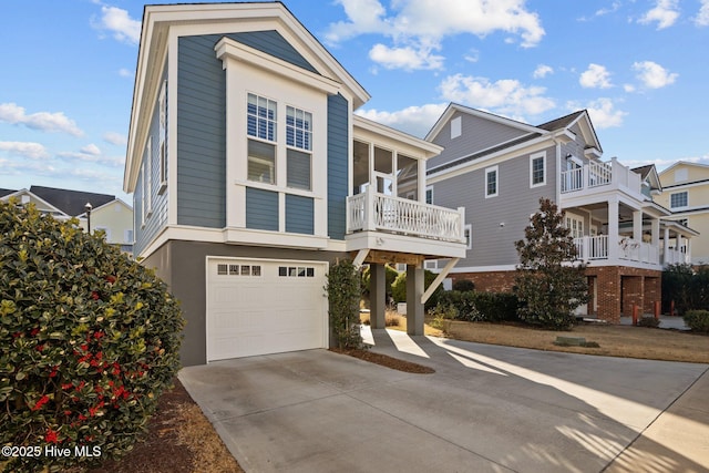 view of front facade with a garage