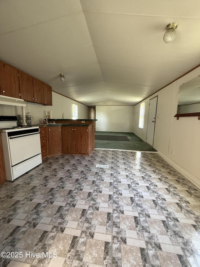 1098 Dewey Hardison Rd, Williamston, NC 27892