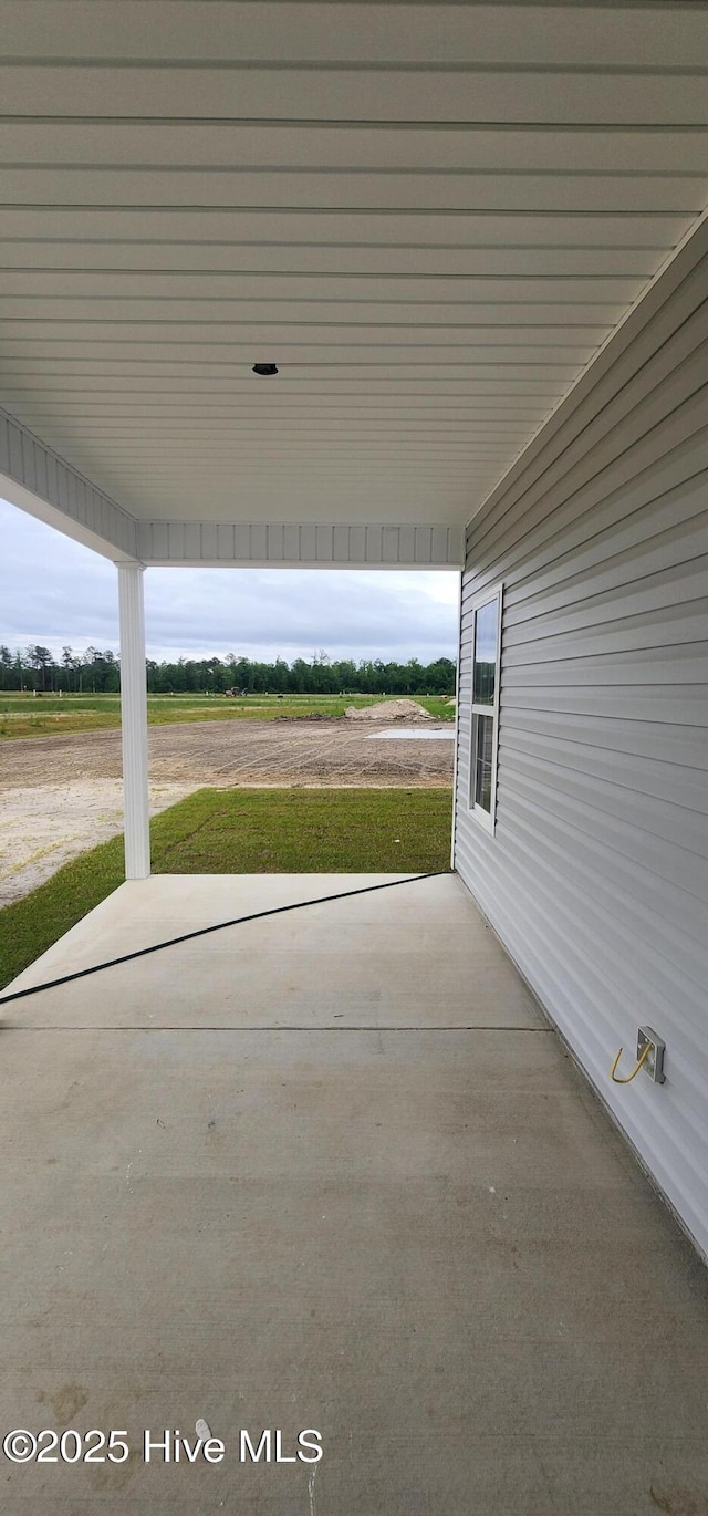 2040 Bluewater Blvd, New Bern, NC 28562 - view of patio