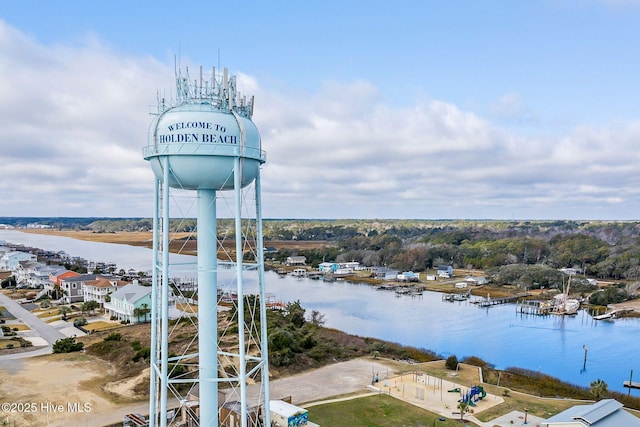 552 Glenmora Ave SW, Supply, NC 28462 - aerial view of a large body of water