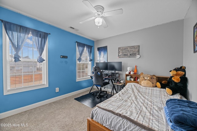 bedroom featuring carpet and ceiling fan