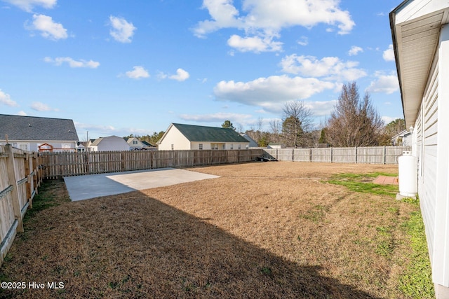 view of yard with a patio