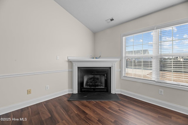 room details with hardwood / wood-style floors