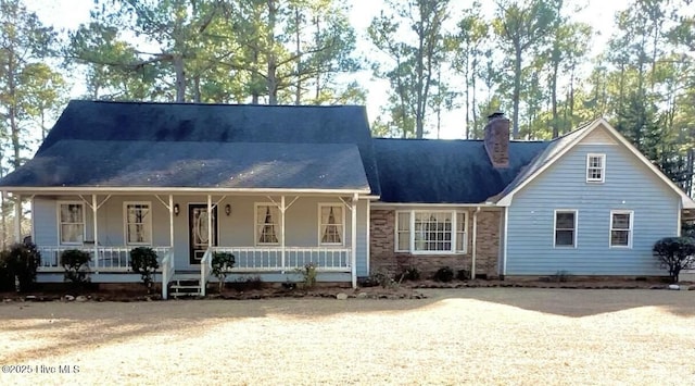 view of front facade featuring covered porch