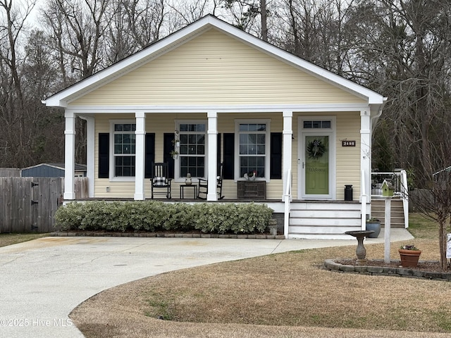 view of front of property with covered porch