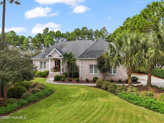 view of front of house with a front yard