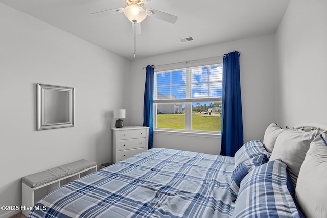 bedroom featuring ceiling fan