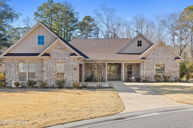 view of front of property with a front lawn