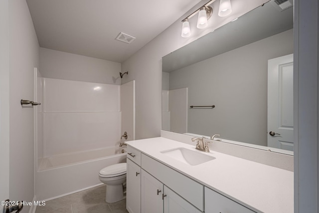 full bath featuring visible vents, vanity, bathtub / shower combination, and toilet