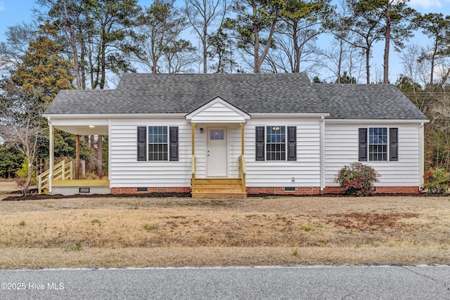 ranch-style home with a front yard