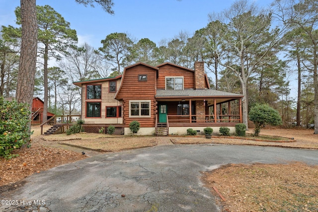 view of front of house with a porch