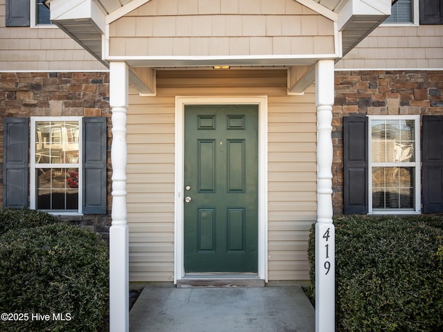 view of property entrance