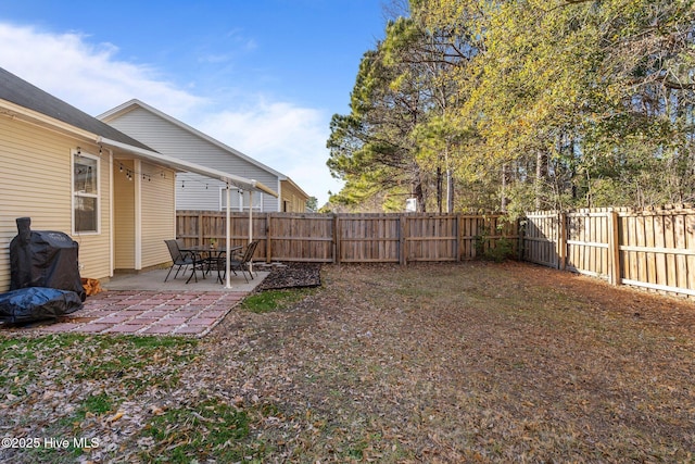 view of yard with a patio