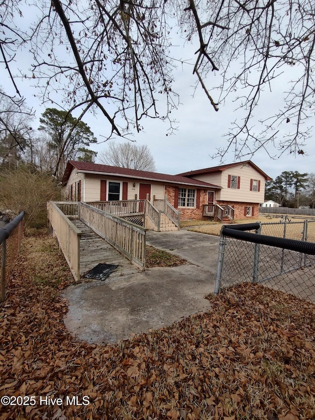 view of front of house