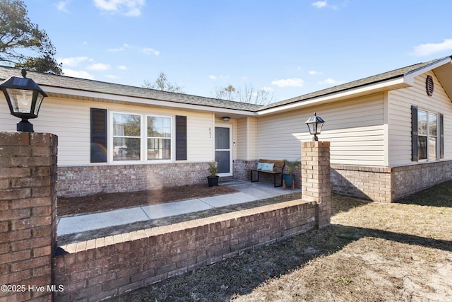 view of front of property with a patio area