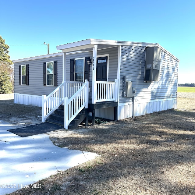 view of manufactured / mobile home