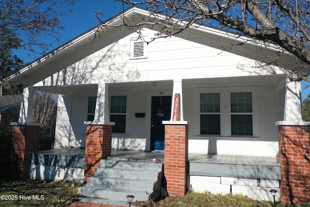 view of front of property with a porch